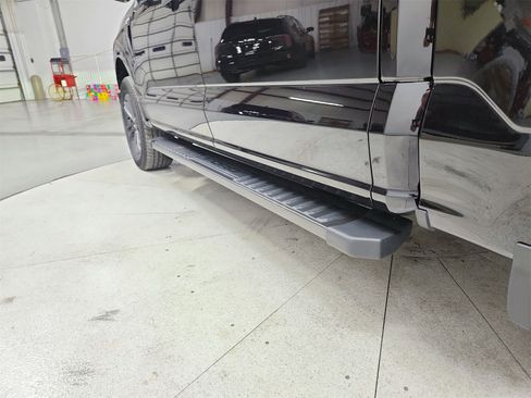 Used 2023 Ford F150 Lariat image 46