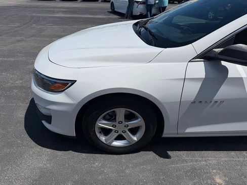Used 2023 Chevrolet Malibu LS FWD image 10