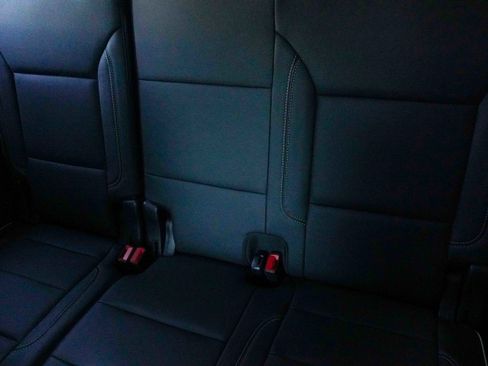 Used 2021 Chevrolet Suburban Premier w/ Premium Package image 40