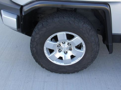 Used 2007 Toyota FJ Cruiser 4WD image 27