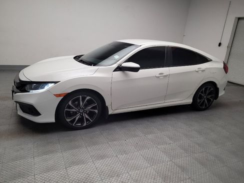 Used 2020 Honda Civic Sport image 2