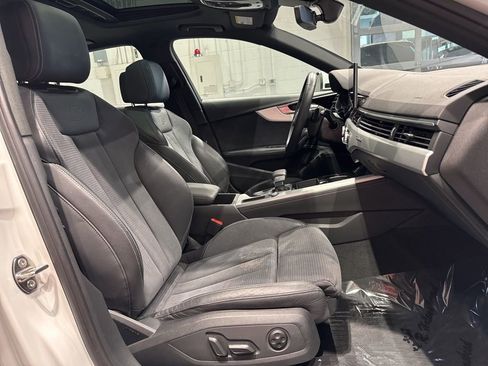 Used 2022 Audi A4 2.0T Premium Plus w/ Premium Plus Package image 40