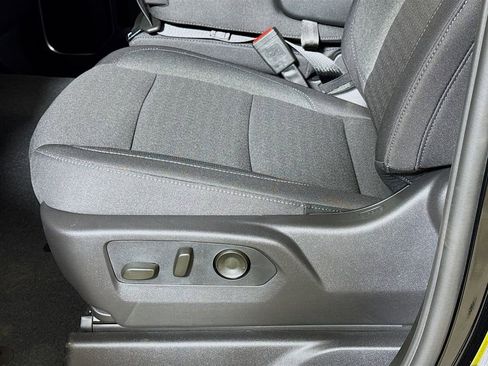 New 2026 GMC Sierra 1500 SLE w/ Preferred Package image 17