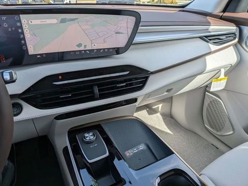 New 2026 Buick Enclave Avenir w/ Super Cruise Package image 22