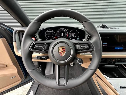 Used 2026 Porsche Cayenne S AWD/4WD image 17