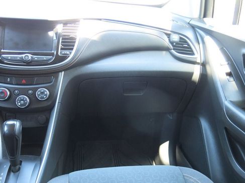 Used 2022 Chevrolet Trax LS w/ Tint and Cruise Package AWD/4WD image 21