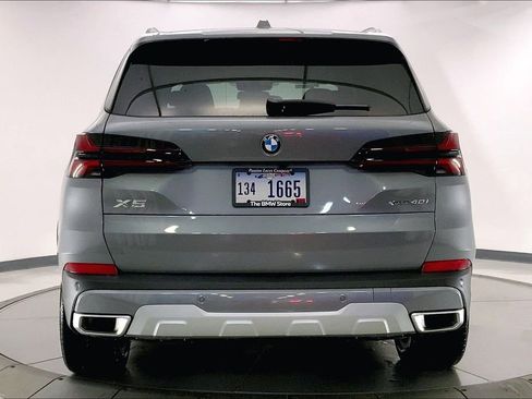 New 2026 BMW X5 xDrive40i w/ Premium Package image 3