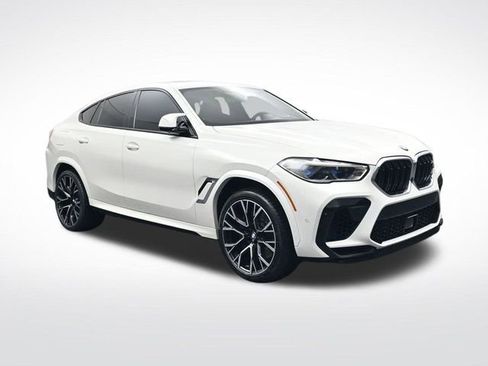 Used 2021 BMW X6 M w/ Executive Package image 2