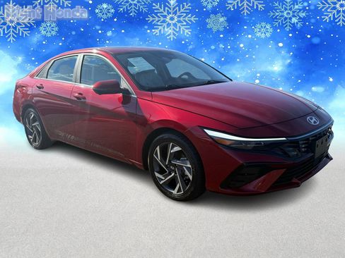 Used 2024 Hyundai Elantra Limited image 9