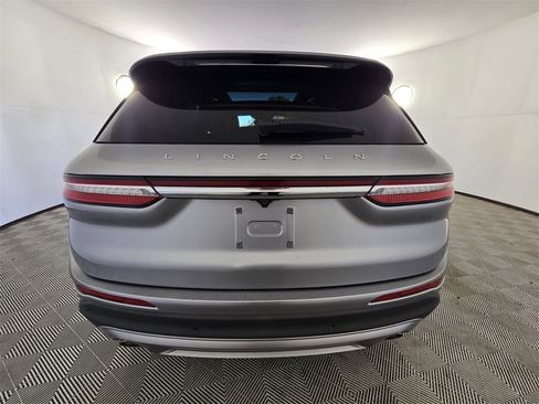 Used 2022 Lincoln Corsair Reserve w/ Equipment Group 201A image 13