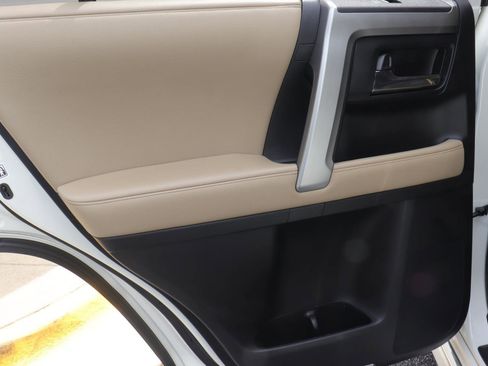 Used 2021 Toyota 4Runner Limited RWD image 11