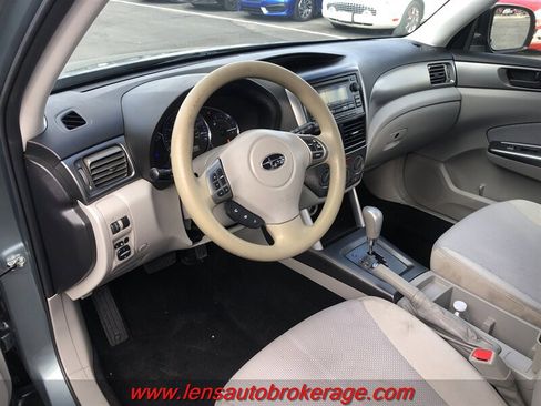 Used 2013 Subaru Forester 2.5X w/ Alloy Wheel Pkg AWD/4WD image 10