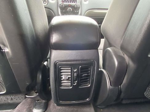 Used 2018 Dodge Durango SXT w/ Quick Order Package 2BB image 10