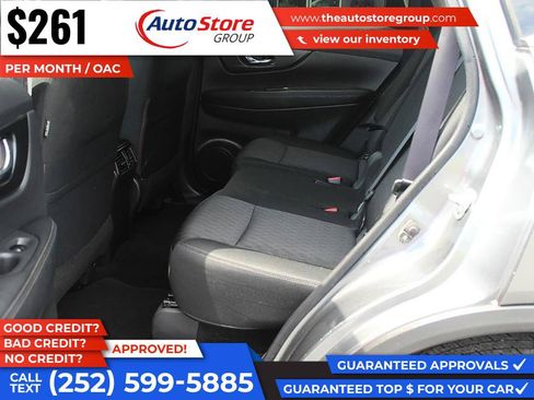 Used 2018 Nissan Rogue SV FWD image 11