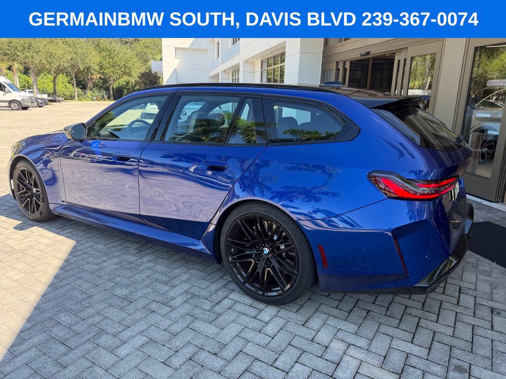 Used 2026 BMW M5 Touring w/ M Driver's Package AWD/4WD image 17