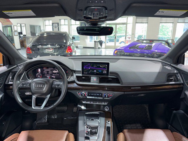 Used 2019 Audi Q5 2.0T Premium Plus w/ Premium Plus Package AWD/4WD image 3