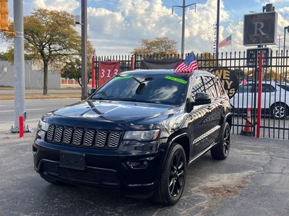 Used 2017 Jeep Grand Cherokee Altitude