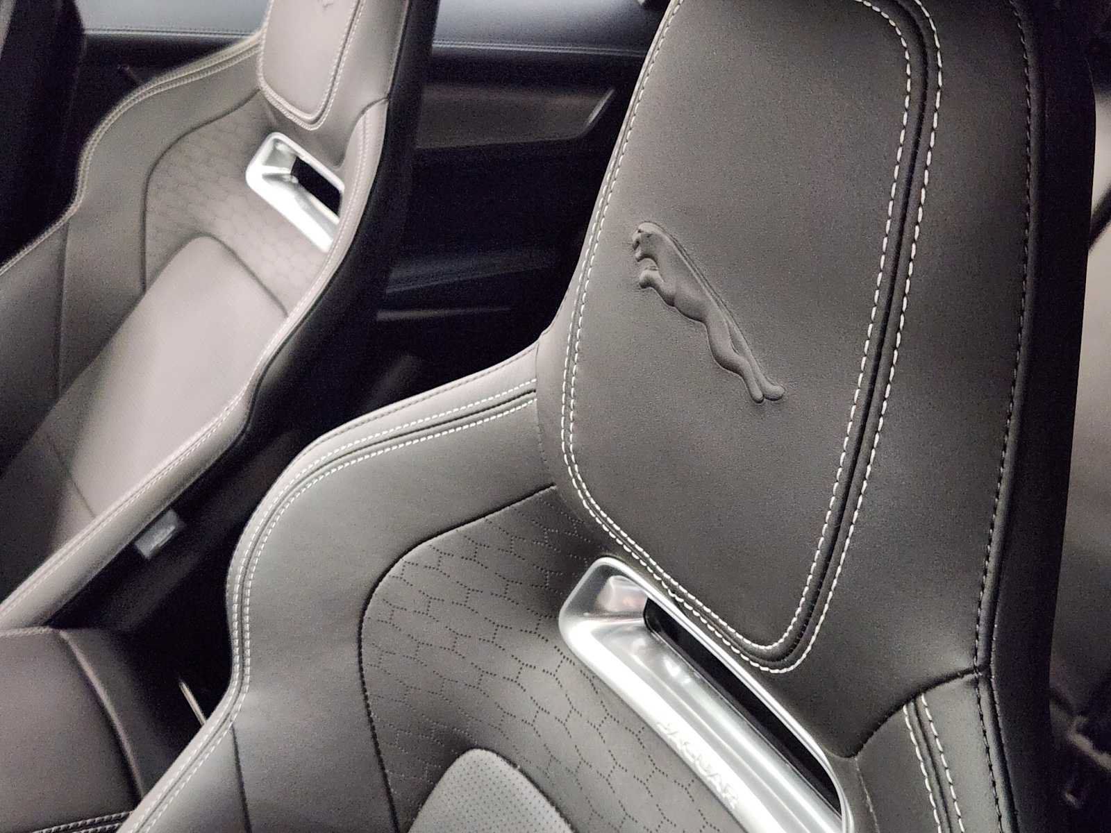 New 2026 Jaguar F-PACE R-Dynamic S AWD/4WD image 15