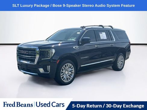 Used 2024 GMC Yukon XL SLT w/ SLT Premium Package AWD/4WD image 3
