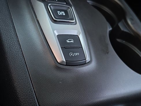 Used 2022 Honda Pilot TrailSport image 25