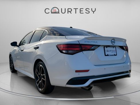 Certified 2025 Nissan Sentra SR w/ SR Premium Package image 5