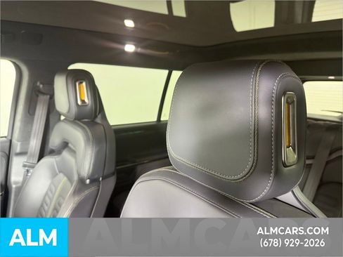 Used 2023 Rivian R1S Adventure image 17