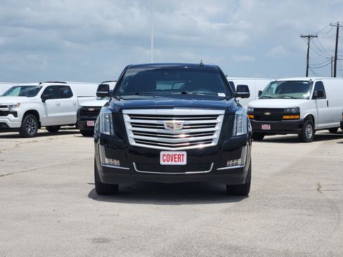 Used 2020 Cadillac Escalade ESV Platinum AWD/4WD image 2