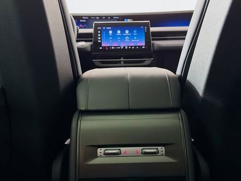 New 2026 Lincoln Nautilus Reserve w/ Jet Appearance Package AWD/4WD image 29