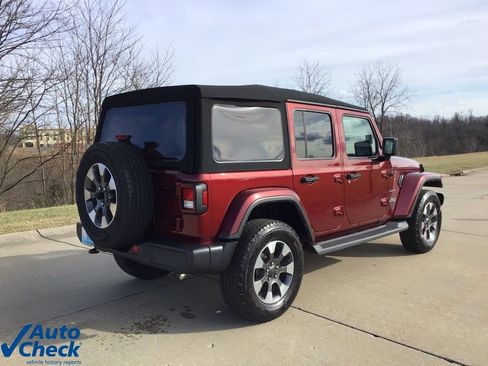 Used 2022 Jeep Wrangler Unlimited Sahara image 3