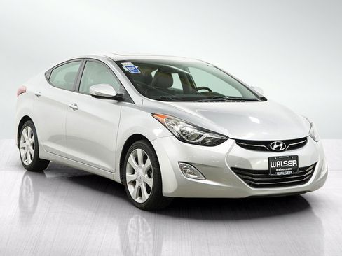 Used 2013 Hyundai Elantra Limited FWD image 7