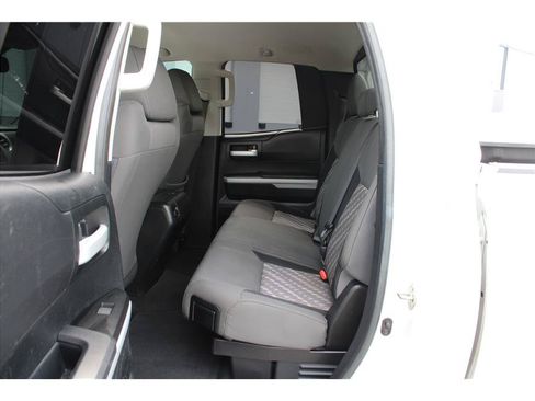 Used 2018 Toyota Tundra SR5 w/ SR5 Upgrade Package RWD image 12