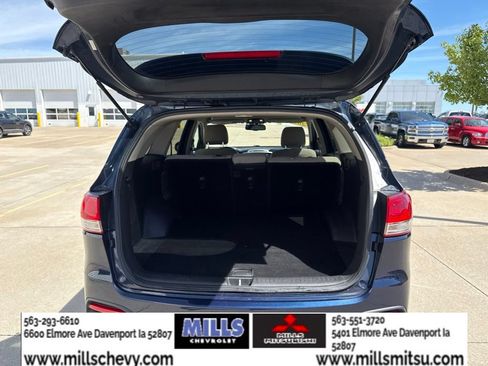 Used 2017 Kia Sorento FWD w/ LX Convenience Package image 26