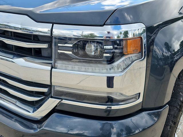 Used 2018 Chevrolet Silverado 1500 High Country AWD/4WD image 33