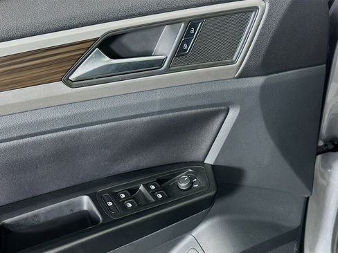 Used 2021 Volkswagen Atlas SE image 15