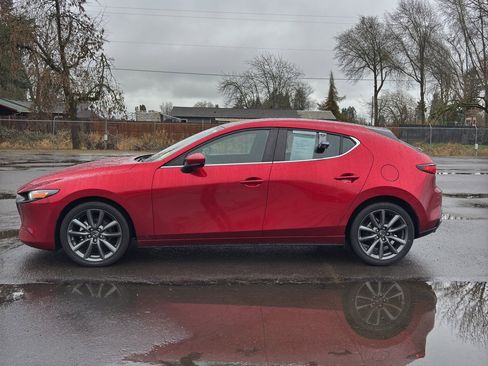 Used 2023 MAZDA MAZDA3 s FWD image 20