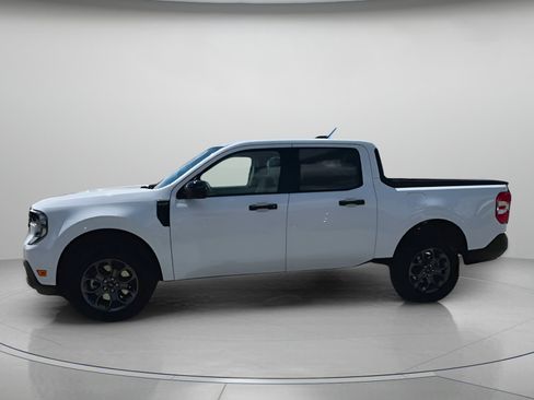 New 2025 Ford Maverick XLT w/ XLT Luxury Package AWD/4WD image 16