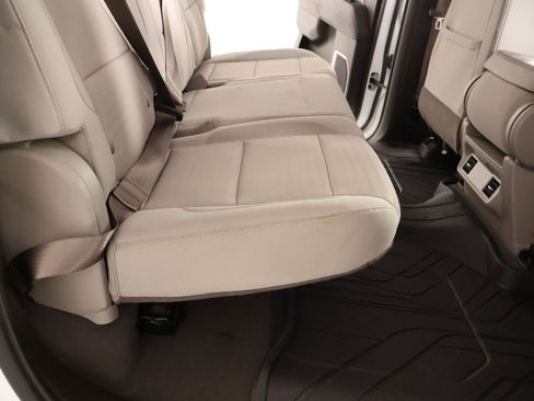 Used 2024 Chevrolet Silverado 3500 LT image 13