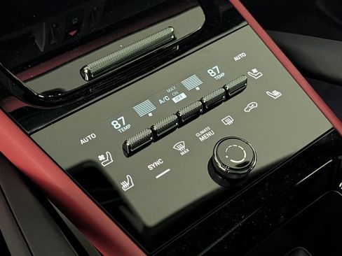 New 2026 Porsche Cayenne Coupe image 33