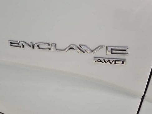 Used 2018 Buick Enclave Premium w/ Experience Buick Package AWD/4WD image 29