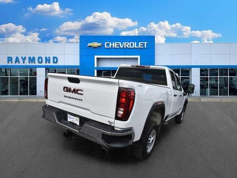 Certified 2024 GMC Sierra 2500 Pro w/ Convenience Package AWD/4WD image 3