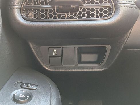 Used 2024 Honda HR-V LX image 26