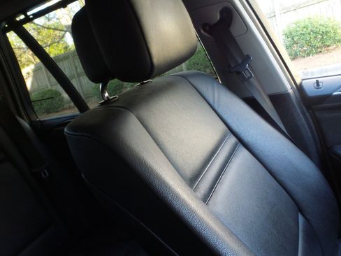 Used 2012 BMW X5 xDrive35d image 13