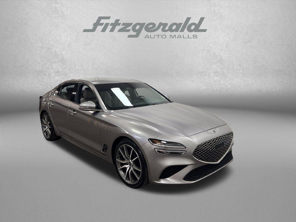 Used 2023 Genesis G70 2.0T RWD image 9