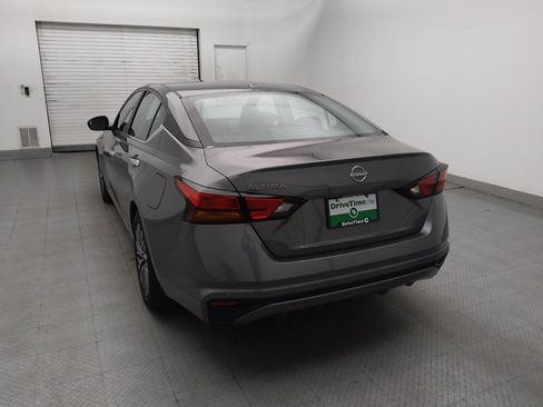 Used 2025 Nissan Altima 2.5 SV FWD image 6