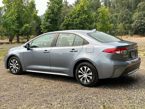 Used 2022 Toyota Corolla LE FWD image 7