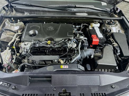 Used 2023 Toyota Camry SE image 32