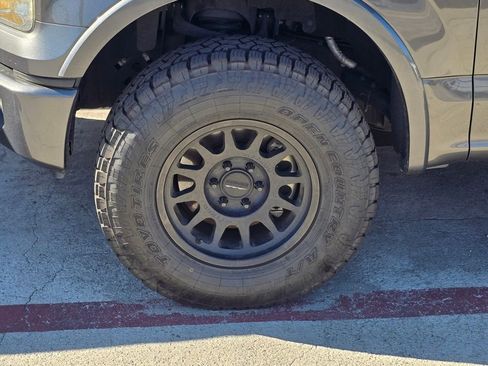 Used 2017 Ford F150 XLT w/ Equipment Group 302A Luxury image 23