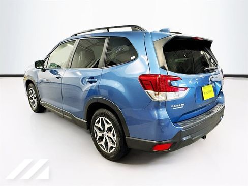 Used 2020 Subaru Forester Premium w/ Popular Package #1 AWD/4WD image 6
