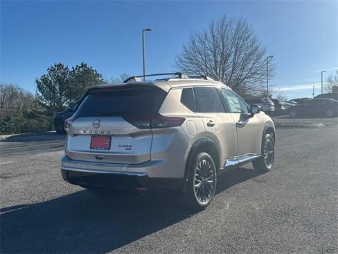 New 2026 Nissan Rogue Platinum w/ Platinum Premium Package image 4