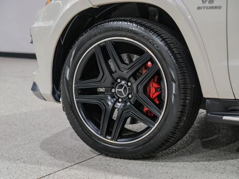 Used 2016 Mercedes-Benz GL 63 AMG 4MATIC image 68